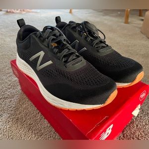 New balance running shoes - size 9 extra wide (4E)